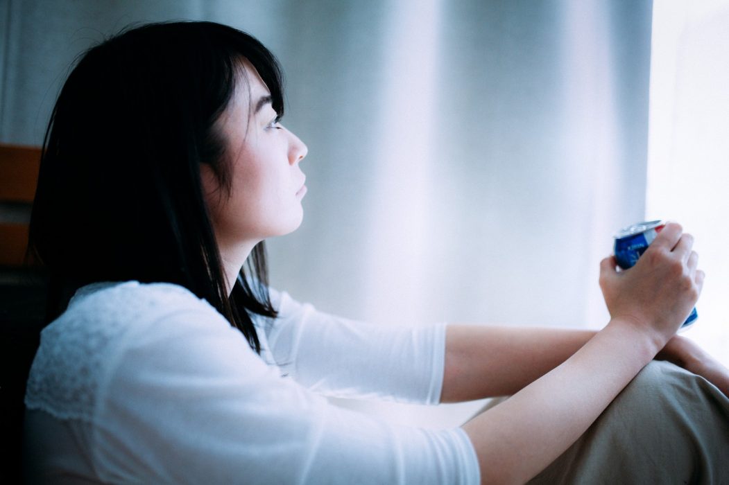 現実逃避するチャットレディ