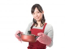 主婦の方必見！需要高まるマダムチャット！
